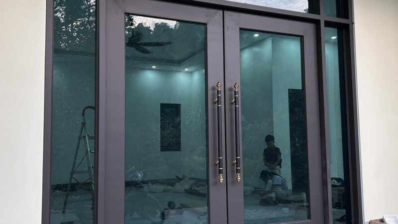 Bộ cửa nhôm kính tại làng Dạ, Cam Đường, Lào Cai